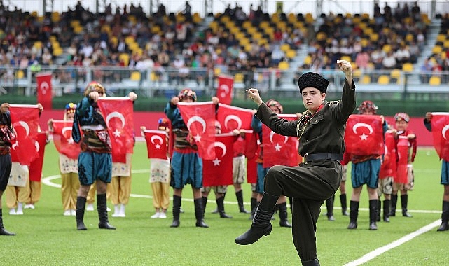 Gazi Mustafa Kemal Atatürk’ün Türk gençliğine armağan ettiği 19 Mayıs