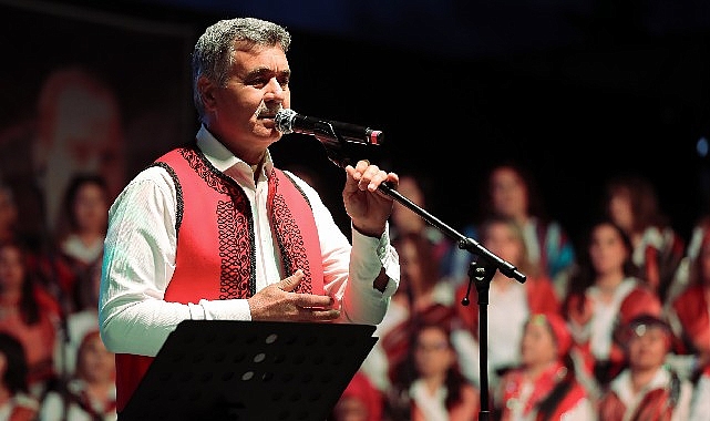 Halk müziği tutkunlarının gönlünde taht kuran Aliağa Belediyesi Sanatevi (ASEV)