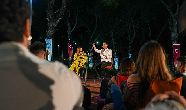 Manisa Büyükşehir Belediye Başkanı Ferdi Zeyrek, Gençlik Festivali kapsamında Sümerpark’ta