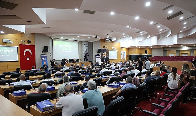 Antalya Büyükşehir Belediye Başkanı Muhittin Böcek, 14 Mayıs Dünya Çiftçiler