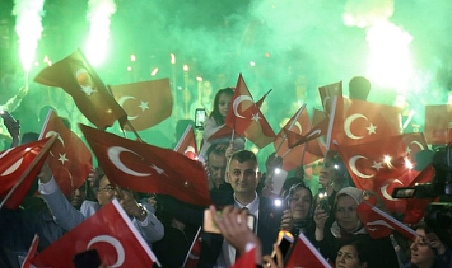 Gölcük Belediye Başkanı Ali Yıldırım Sezer, yayınladığı mesaj ile 19