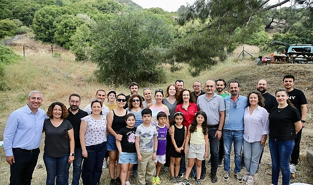 Karşıyaka Belediyesi tarafından Yamanlar’da düzenlenen personel pikniği, yüzlerce emekçiyi ve