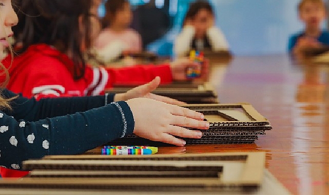 Borusan Contemporary, yıl boyunca sürdürdüğü atölye programının kapanışında, çocuklar için