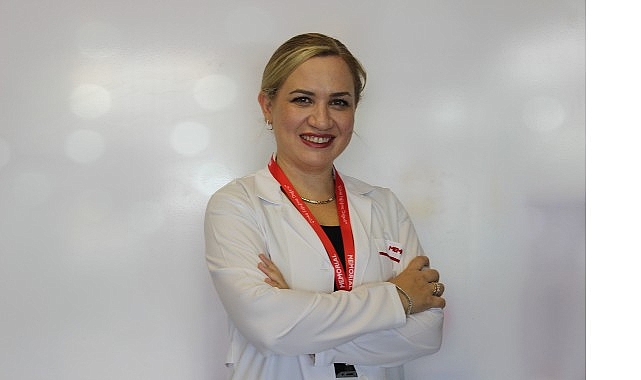 Çölyak hastalığı, vücudun gluten proteinine karşı alerjik reaksiyon göstererek ince