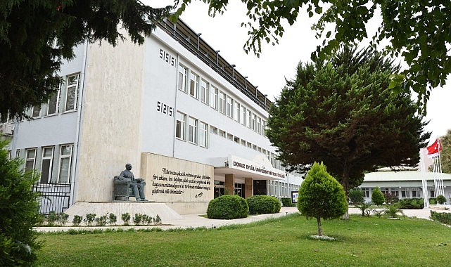 Dokuz Eylül Üniversitesi (DEÜ), lisansüstü eğitim olanaklarını tanıtmak amacıyla 29