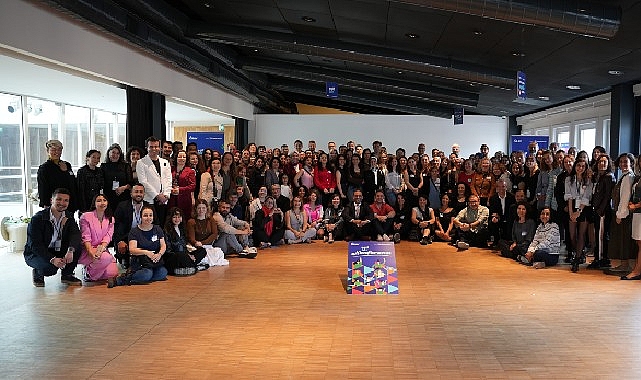 Garanti BBVA’nın kurucusu ve daimî destekçisi olduğu Öğretmen Akademisi Vakfı