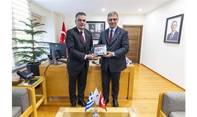 İzmir Büyükşehir Belediye Başkanı Dr.