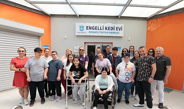 Konak Belediyesi, Hamdi Dalan Özel Eğitim Uygulama Okulu öğrencilerini Engelli