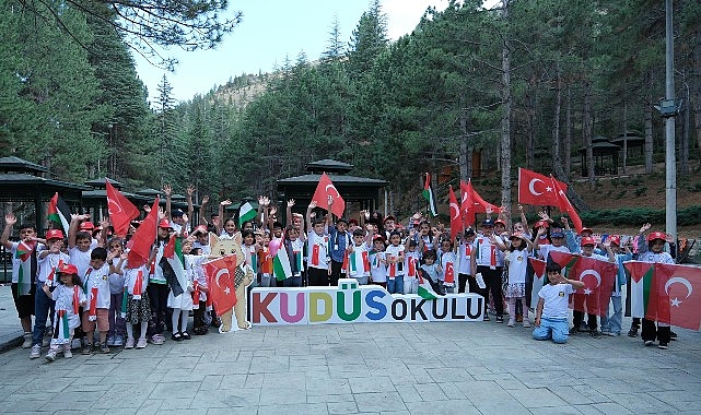 Konya Büyükşehir Belediyesi bünyesindeki gönüllü üniversite öğrencilerinin kurduğu Kudüs Çalışma
