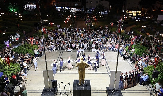 Menderes Belediyesi tarafından Mandalina Çiçeği Festivali 21-23 Mayıs tarihlerinde düzenlenecek.