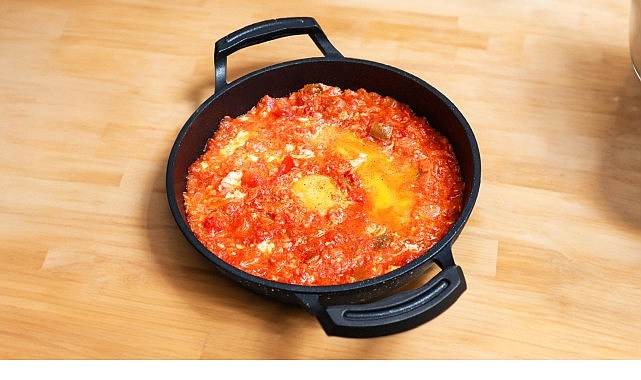 Menemen’in değerlerini korumak ve geleceğe taşımak için sokak sağlıklaştırma projesinden,