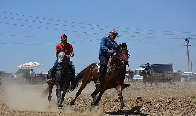 Türk kültüründe köklü bir geçmişe sahip olan rahvan at yarışları