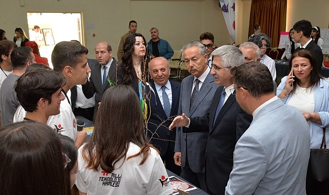 Şehit Ali Anar Anadolu Lisesi'nde düzenlenen bilim fuarı açılışı Kahramankazan