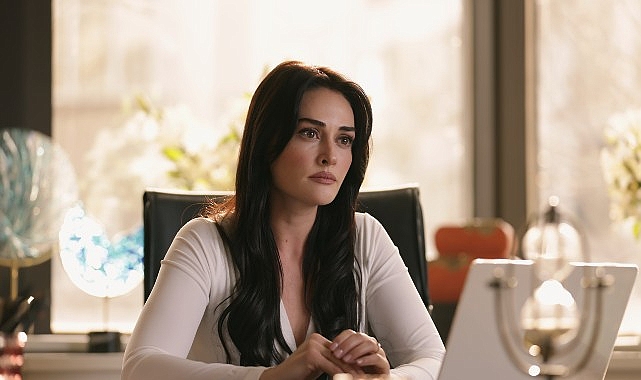 İlk sezonuyla büyük ses getiren ve çarpıcı hikayesiyle izleyiciyi ekran