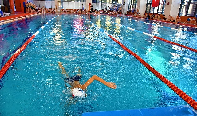      Aliağa Belediyesi, çocukların yaz tatilini hem