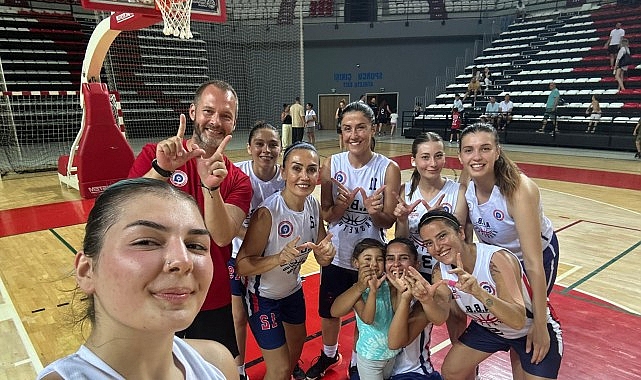      Antalya Büyükşehir Belediyesi Spor Kulübü, Antalya