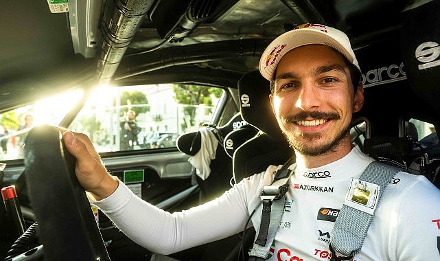 Bu yıl Dünya Ralli Şampiyonası Junior WRC klasmanında mücadele eden