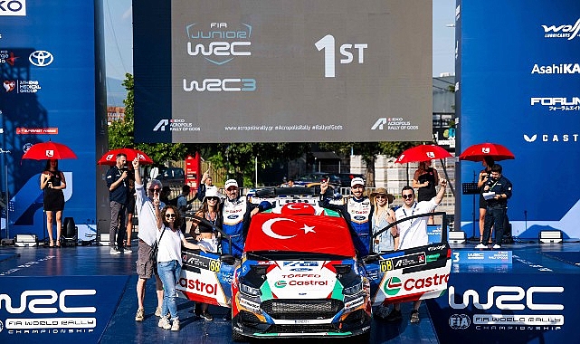 Castrol Ford Team Türkiye ekibi, pilot Ali Türkkan ve co-pilot
