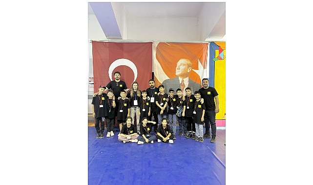 Konya Büyükşehir Belediyesi Genç KOMEK atölyelerinde eğitim alan öğrenciler, Tüm