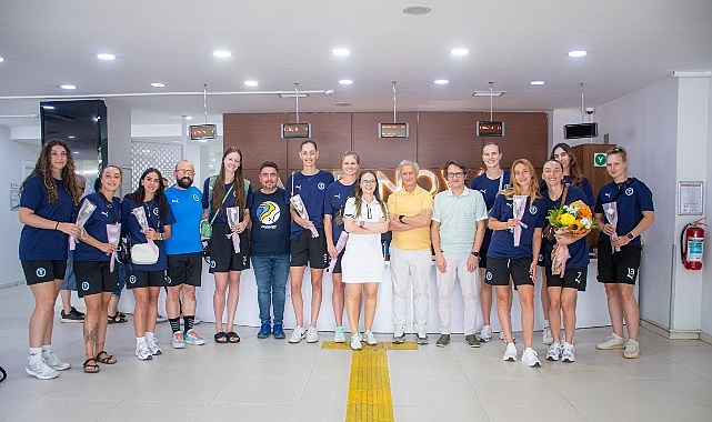 Aydın Büyükşehir Belediyespor Kadın Voleybol Takımı, yeni sezon öncesi 