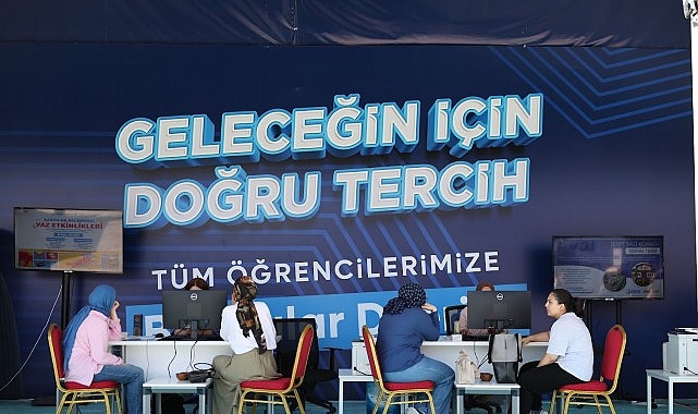 Bağcılar Belediyesi tarafından 15 Temmuz Demokrasi ve Milli İrade Meydanı’na