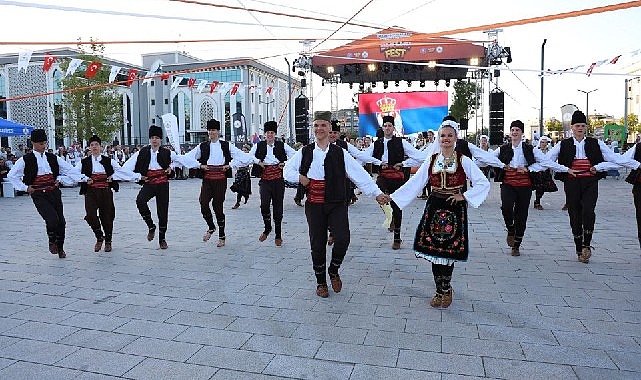 Kartepe Belediyesi tarafından, Mehmet Ali Paşa Halk Oyunları Spor Kulübü iş