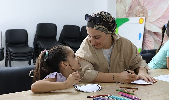 Büyükşehir Belediyesi, çocukların sosyal ve duygusal gelişimini destekleyen etkinlikleriyle ailelerin
