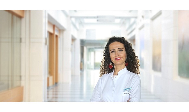İnsan vücudu birbirine sıkı sıkıya bağlı bir sistemler bütünüdür.