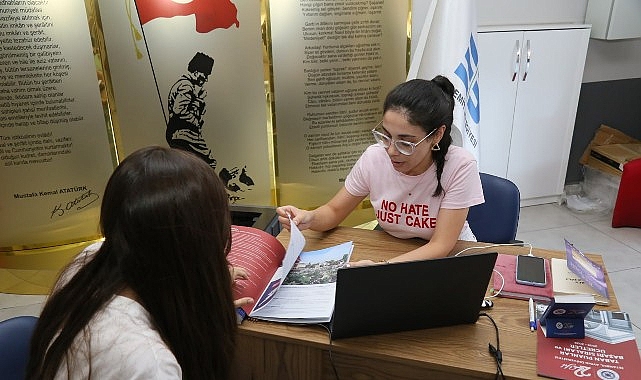 Edremit Belediyesi Yükseköğretim Kurumları Sınavı (YKS) sonuçlarının açıklanmasının ardından üniversite