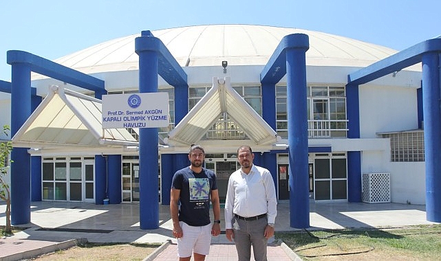 Ege Üniversitesi Rektörü Prof.