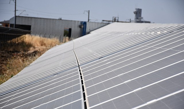 Lüleburgaz Belediyesi’nin çevreci yatırımlarından olan Güneş Enerjisi Santrali (GES) ile