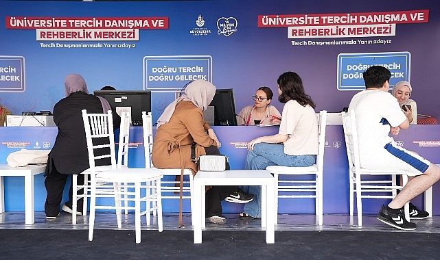 İBB, üniversite tercih döneminde gençlere rehberlik hizmeti verecek.
