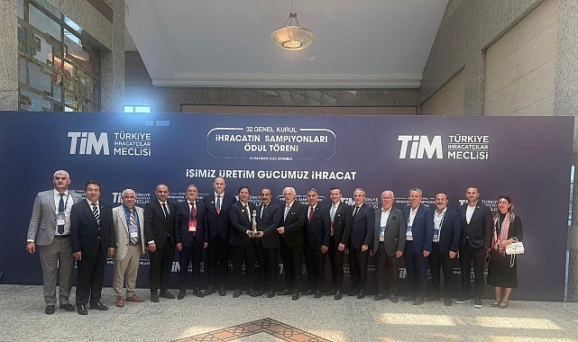 Türkiye İhracatçılar Meclisi tarafından düzenlenen “İhracat Şampiyonları Ödül Töreni”nde Egeli