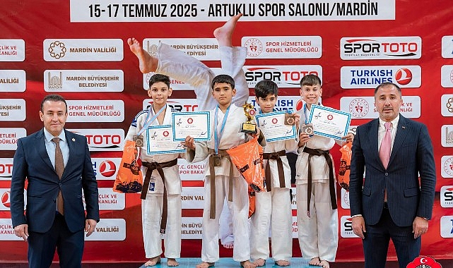 Karşıyaka Belediye Spor Kulübü, Mardin’de düzenlenen Minikler Türkiye Judo Şampiyonası’nda