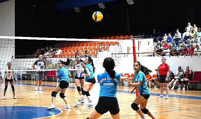 Kemer Belediye Başkanı Necati Topaloğlu’nun Kemer’e kazandırdığı Kemer Belediyesi Voleybol