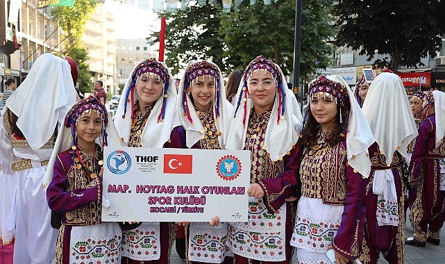 Kocaeli Büyükşehir Belediyesi’nin destekleriyle bu yıl ikincisi düzenlenen Balkan Halk