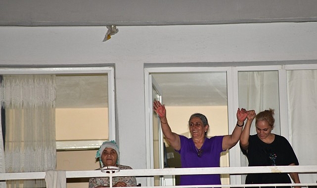 Çiğli Belediyesi, yaz mevsimini birbirinden renkli kültürel etkinliklerle geçiriyor.