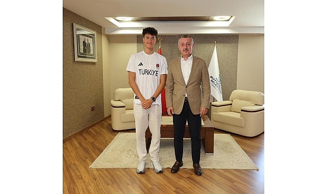 Kocaeli Büyükşehir Belediye Başkanı Doç.