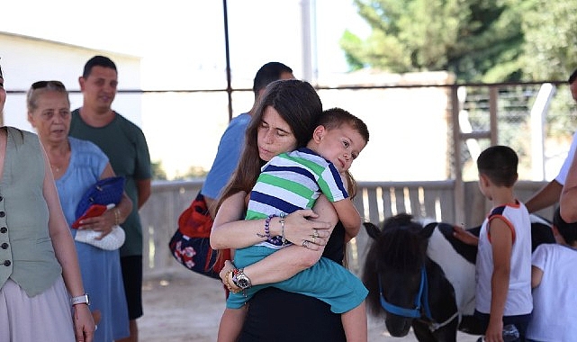 Başkan Denizli, “Özel gereksinimli çocuklarımızın sosyal yaşama katılımını çok önemsiyoruz.