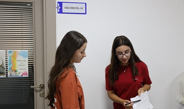 Büyükşehir Belediyesi, üniversiteye hazırlık sürecinde olduğu gibi tercih döneminde de