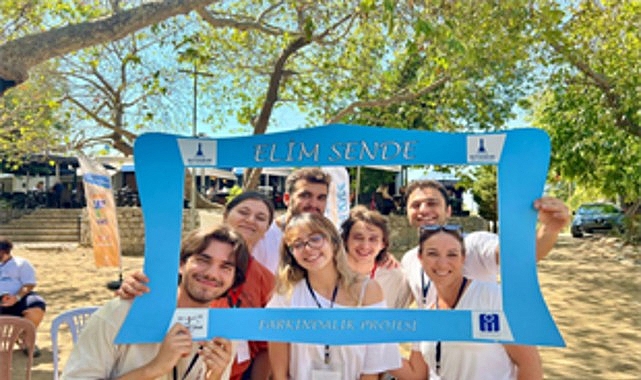 İzmir Büyükşehir Belediyesi'nin nin 22-24 Ağustos tarihleri arasında düzenlediği  “Değişim