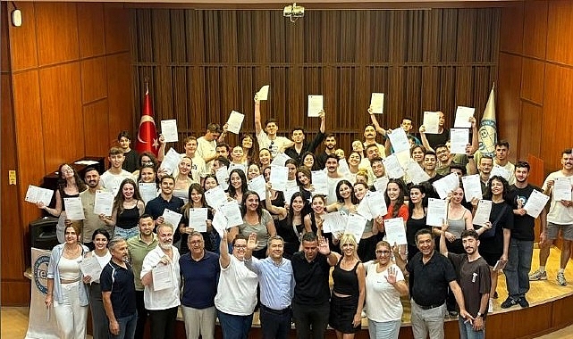 Ege Üniversitesi Devlet Türk Musikisi Konservatuvarı Türk Halk Oyunları Bölümü