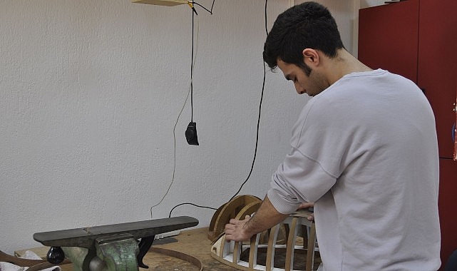  Ege Üniversitesi (EÜ) Devlet Türk Musikisi Konservatuvarı (DTMK), köklü geçmişi ve