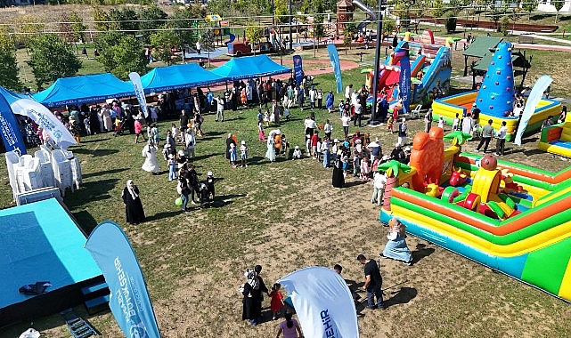 Kocaeli Büyükşehir Belediyesi’nin çocuklara ve ailelere yönelik düzenlediği “3.