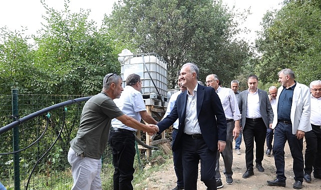 İnegöl’de 12 bin koloni ile yapılan bal üretiminde hasat başladı.