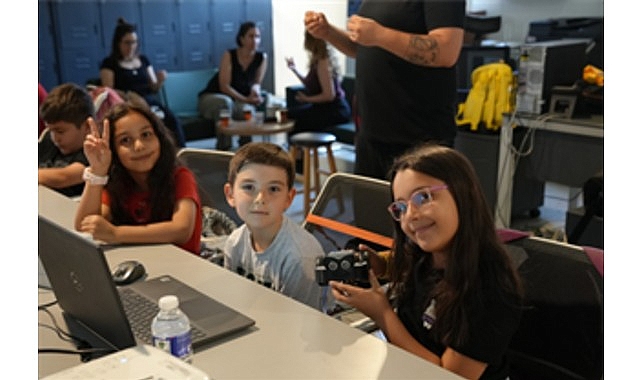 İzmir Büyükşehir Belediyesi FabrikaLab İzmir ile Diyez Robotics iş birliğinde