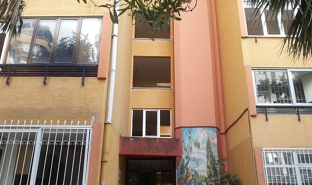 Kadıköy'de yenilenecek binaların cephelerinde veya iç mekânlarındaki mimari değer taşıyan