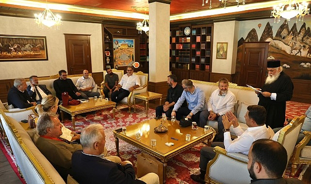 Yunanistan’ın Selanik Neapoli Metropoliti Barnabas’ın öncülüğünde, aralarında mübadele ile Kapadokya’dan