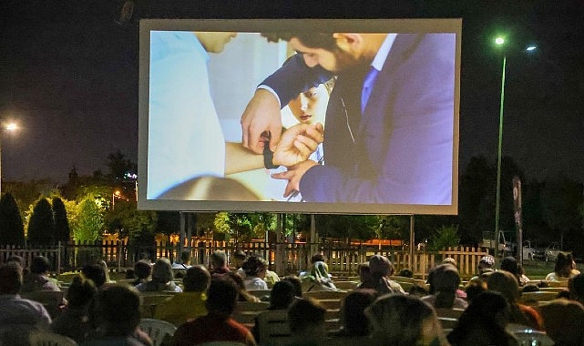 Kartepe Belediyesi tarafından Ertuğrulgazi Mahallesi Kanalpark'ta düzenli olarak gerçekleştirilen açık