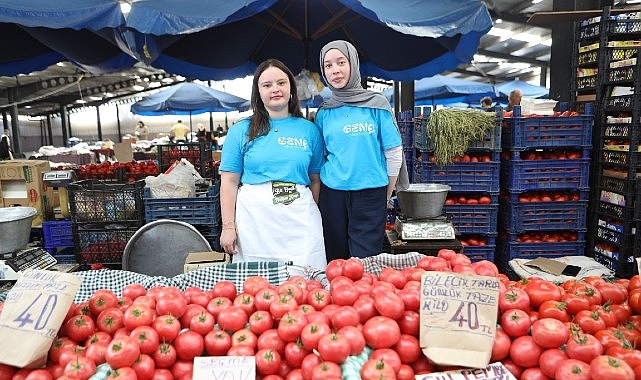 Kartepe Belediyesi tarafından düzenli olarak gerçekleştirilen “Bir Gençlik ve Gelişim
